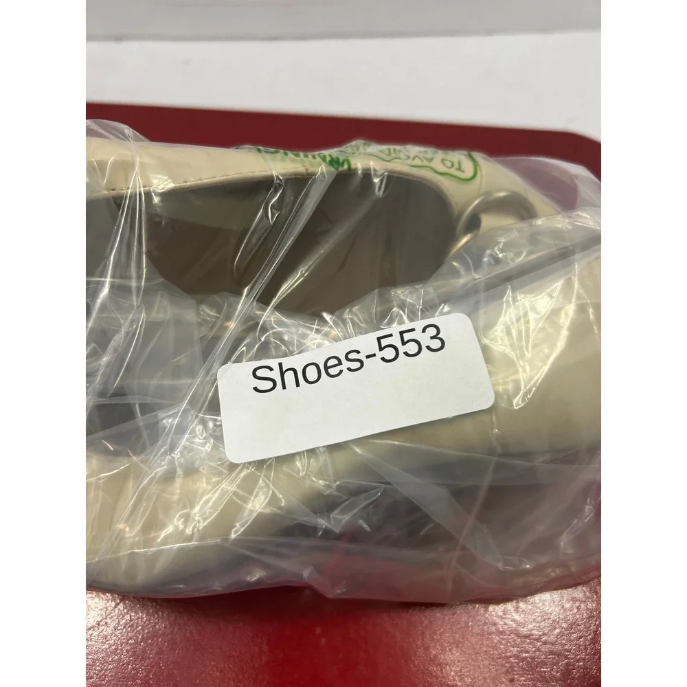 Croft Barrow Patent Pumps 6 Ivory Buckle Heel Career Office Professional Classic